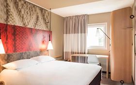 Ibis Paris La Defense Courbevoie